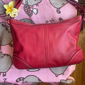 Gorgeous Vintage Coach Soho Red Leather zip-top crossbody bag, model F12320
